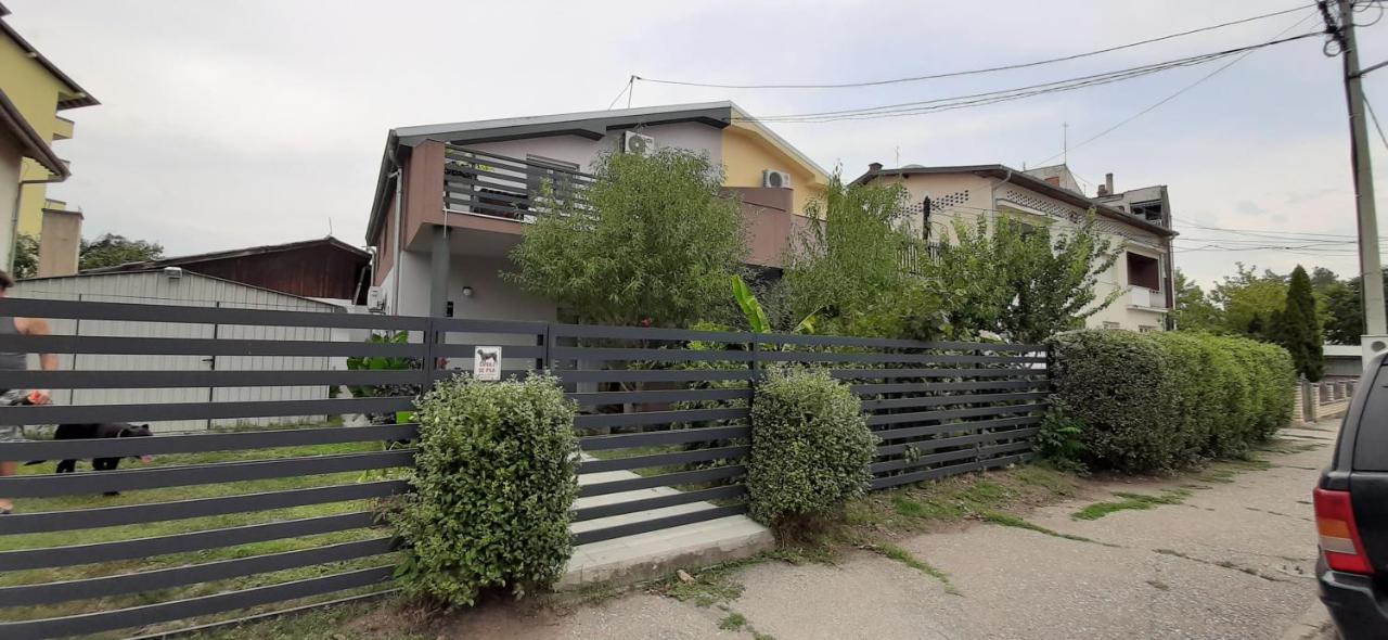 Apartman Tattoo R Negotin Exteriér fotografie